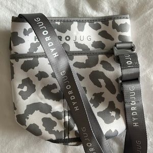 Hydro jug sleeve